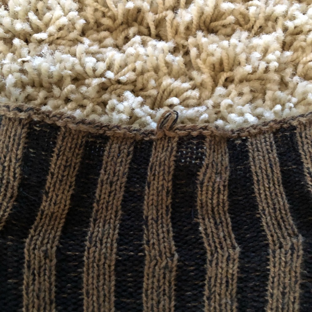 Rock & Republic Ribbed Tunic Sweater Top - Picture 8 of 8